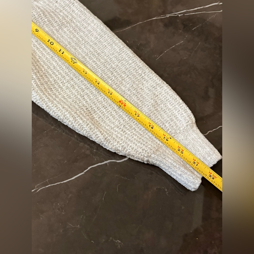 a new day Women’s Gray puff sleeve Sweater Pullover Size XS Cozy Knit, Preppy - Picture 10 of 10